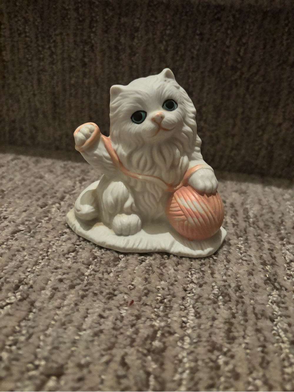 Vintage White Cat Candle Holder